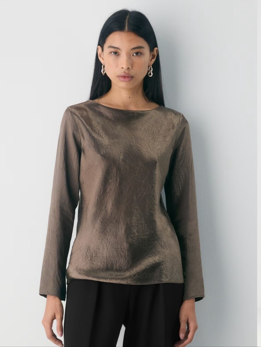 Aritzia Babaton Hastings Satin Blouse Taupe Size Large